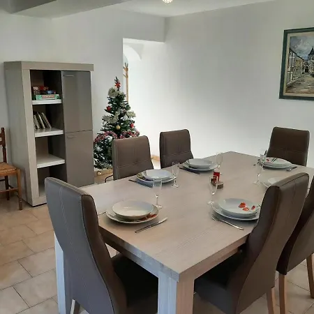 Familial Au Coeur Du Village, Animaux Admis - Fr-1-653-78 Salles-Lavalette