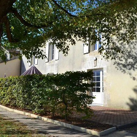 Gite Communal Authentique, Animaux Acceptes, 2 Chambres - Fr-1-653-78 بيت للعطل