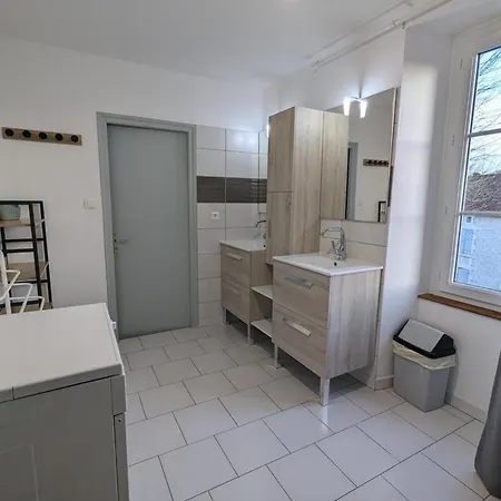 Familial Au Coeur Du Village, Animaux Admis - Fr-1-653-78 *