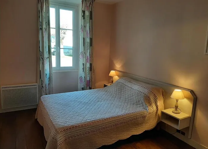 Familial Au Coeur Du Village, Animaux Admis - Fr-1-653-78 *