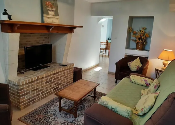 Familial Au Coeur Du Village, Animaux Admis - Fr-1-653-78 Holiday home *