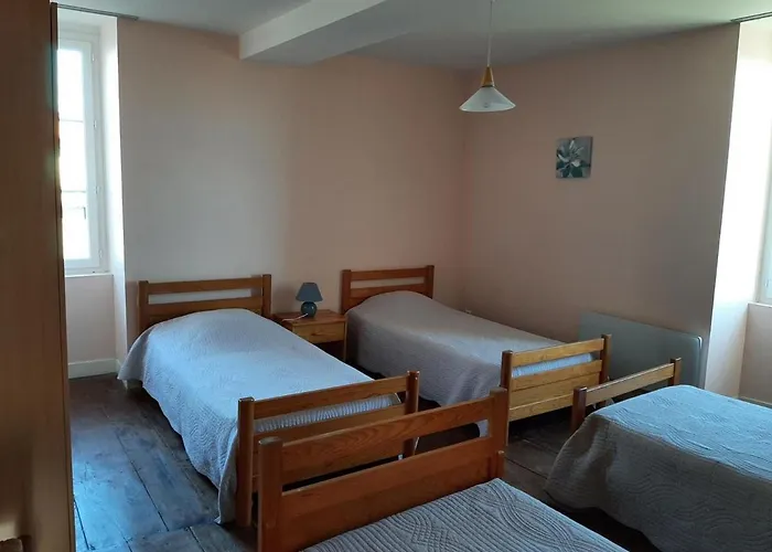 Holiday home Familial Au Coeur Du Village, Animaux Admis - Fr-1-653-78 Salles-Lavalette